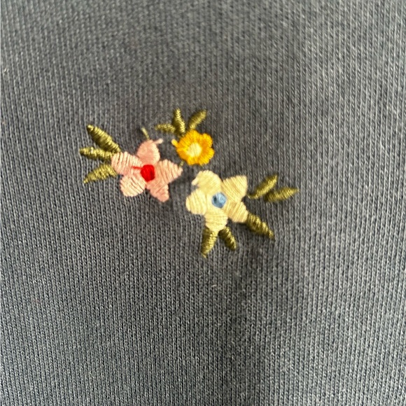 PJ Salvage Women’s Top  / Embroidery/ Size L - Picture 5 of 9